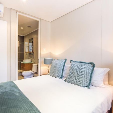 Point Waterfront Apartments Durban Esterno foto