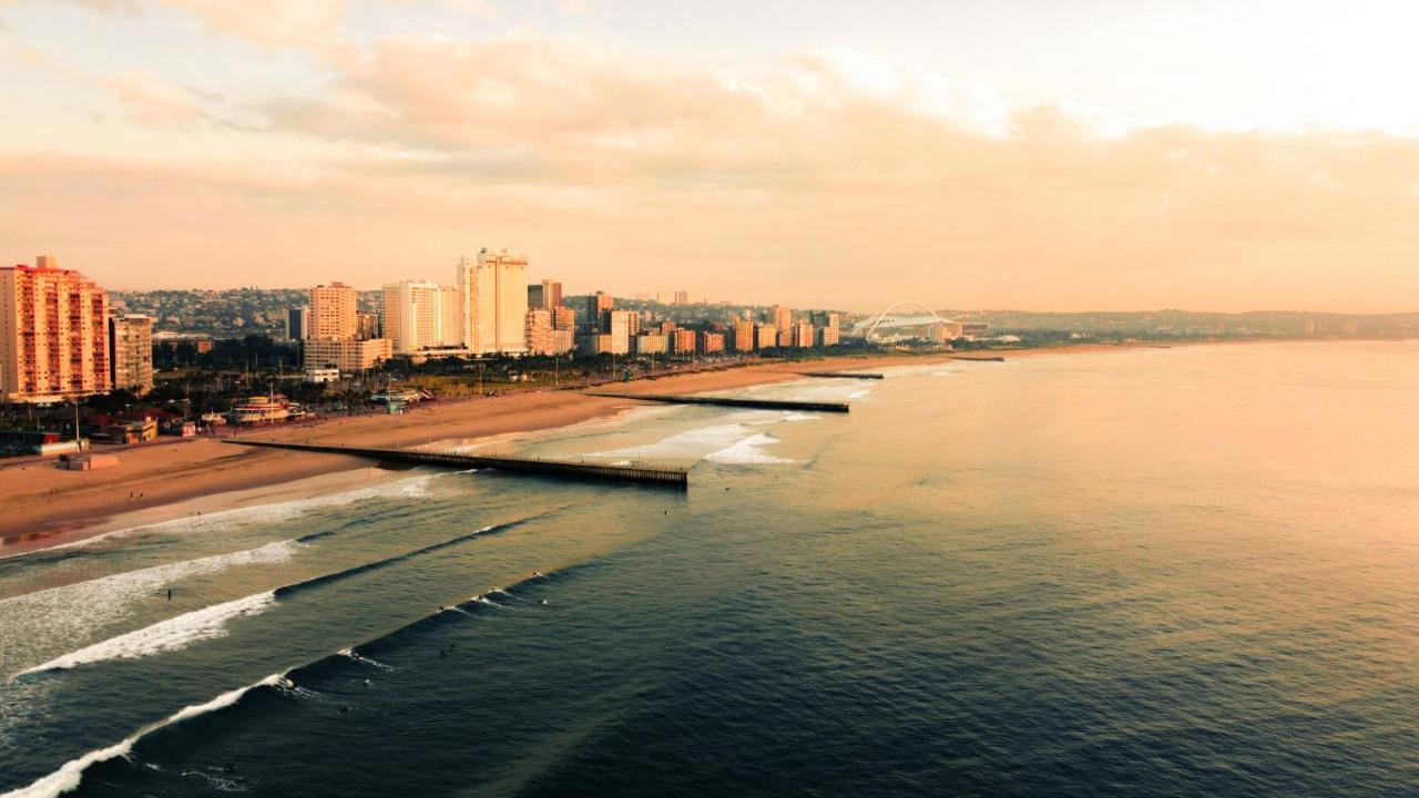 Point Waterfront Apartments Durban Esterno foto